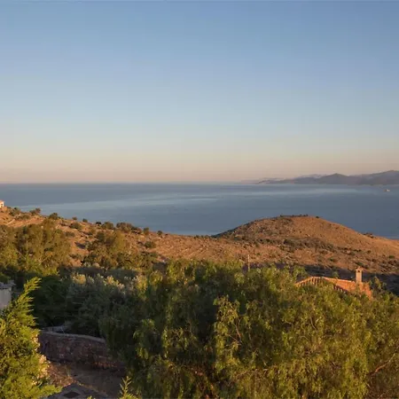 Villa Aegina Colors