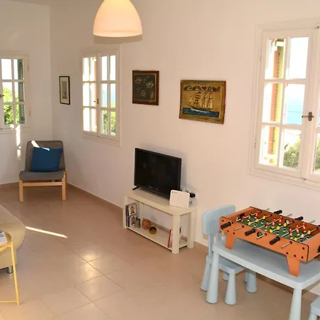 Villa Aegina Colors *
